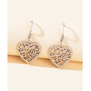 Filigree Heart Earrings 